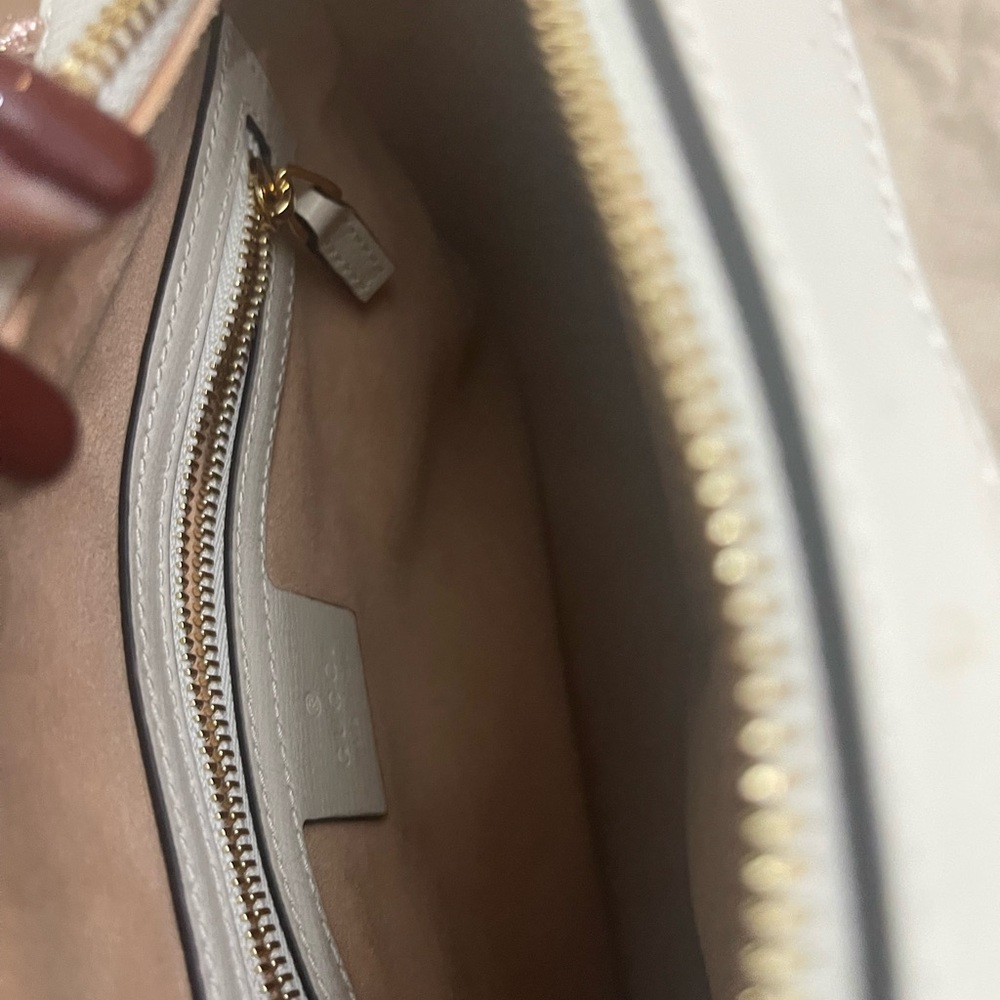 Gucci handbag - Picture 10 of 17